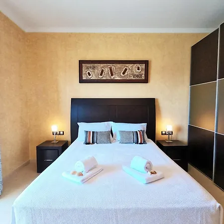 Apartment Algarve Vibes 2, Wifi, Pool, Ac Portimao